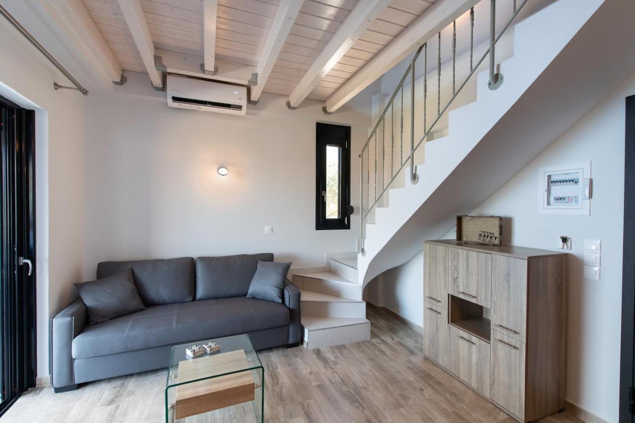 Blue House Luxury Apartment Nikiana Dış mekan fotoğraf