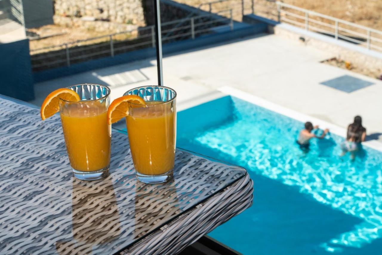 Blue House Luxury Apartment Nikiana Dış mekan fotoğraf