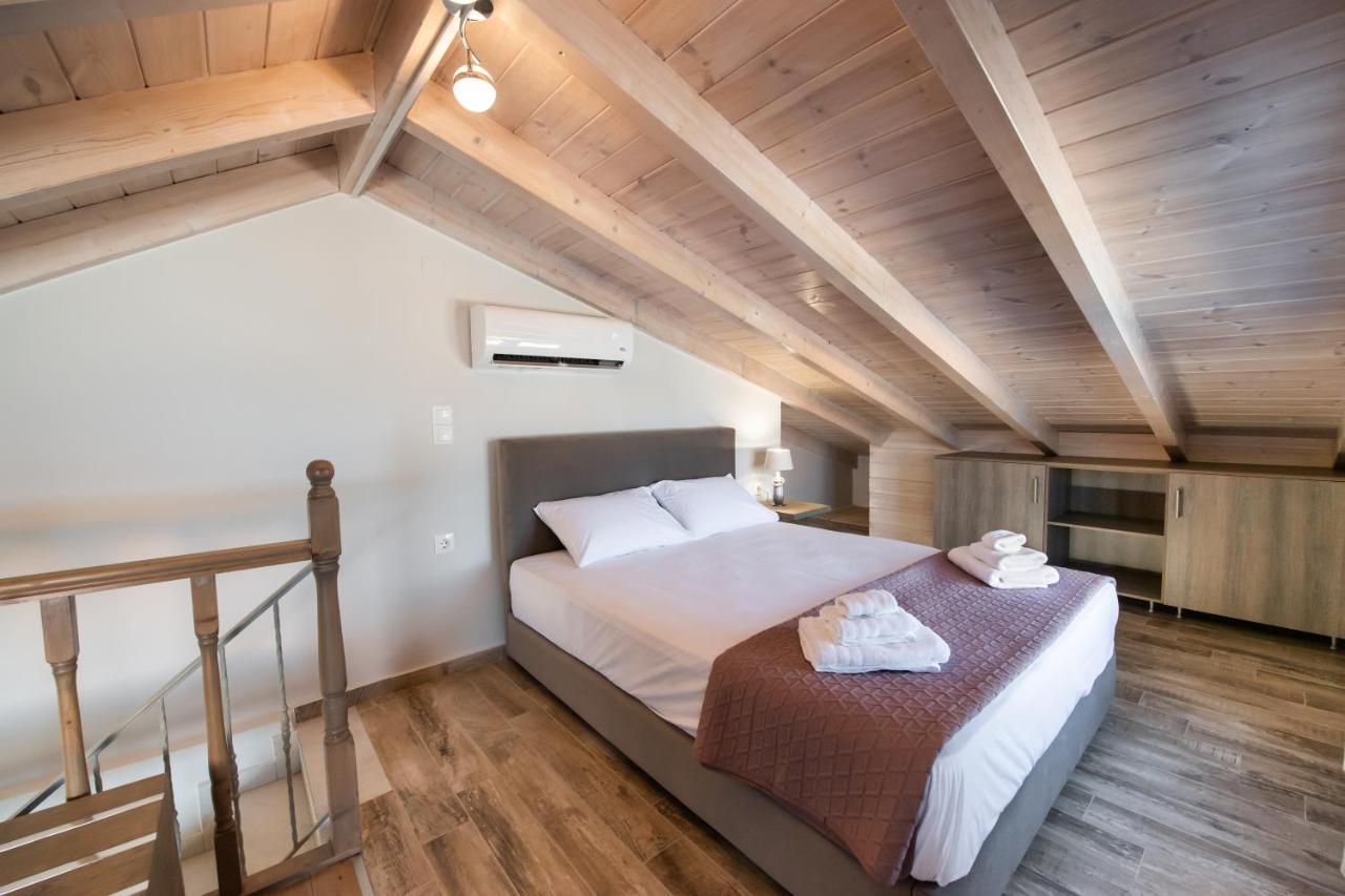 Blue House Luxury Apartment Nikiana Dış mekan fotoğraf